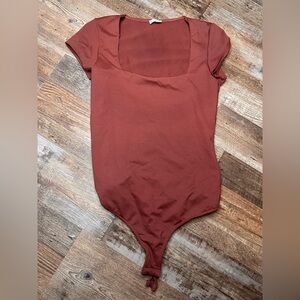 Free People Square Neck Short Sleeve Bodysuit - Rust Brown